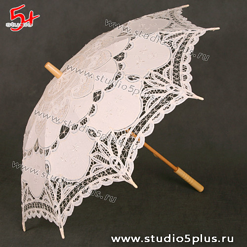 Зонт невесты кремовый с кружевом