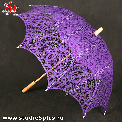 Фиолетовый зонтик невесты из кружева