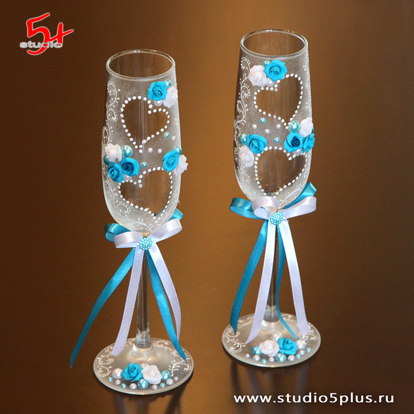 Свадебные бокалы в бирюзовом цвете