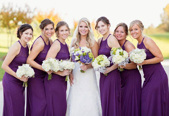 Свадьба в ультрафиолетовом цвете, невеста с подругами Ultra Violet